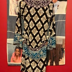 Muse pullover dress. Floral print